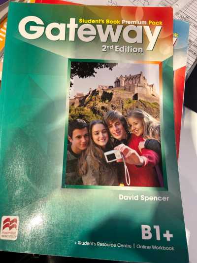 GATEWAY B1 + STUDENT`S BOOK